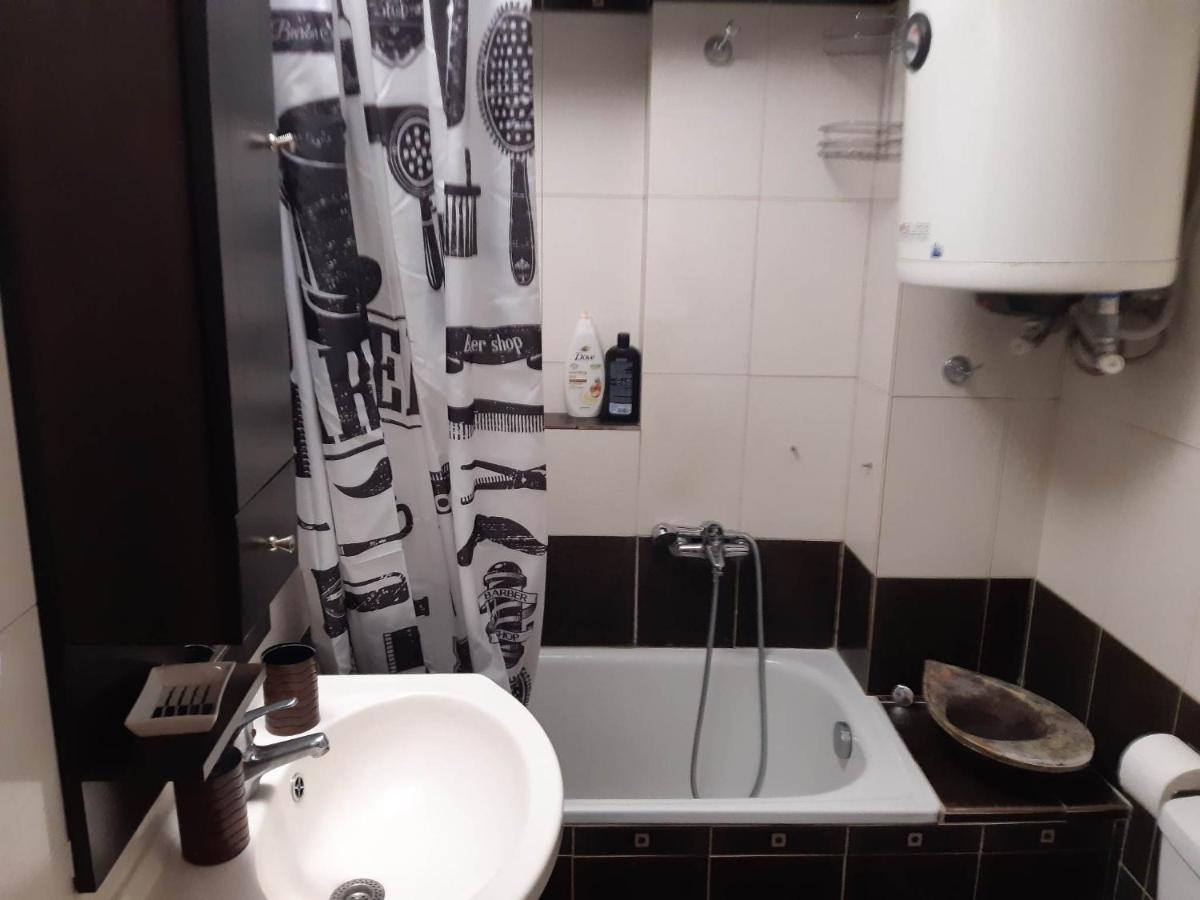 Eclectic Living {Free Parking} Apartment เทสซาโลนิกิ ภายนอก รูปภาพ